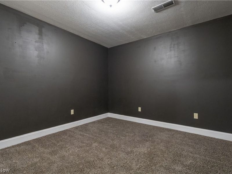 2168 E Park Drive, Uniontown, OH 44685 Photo 41