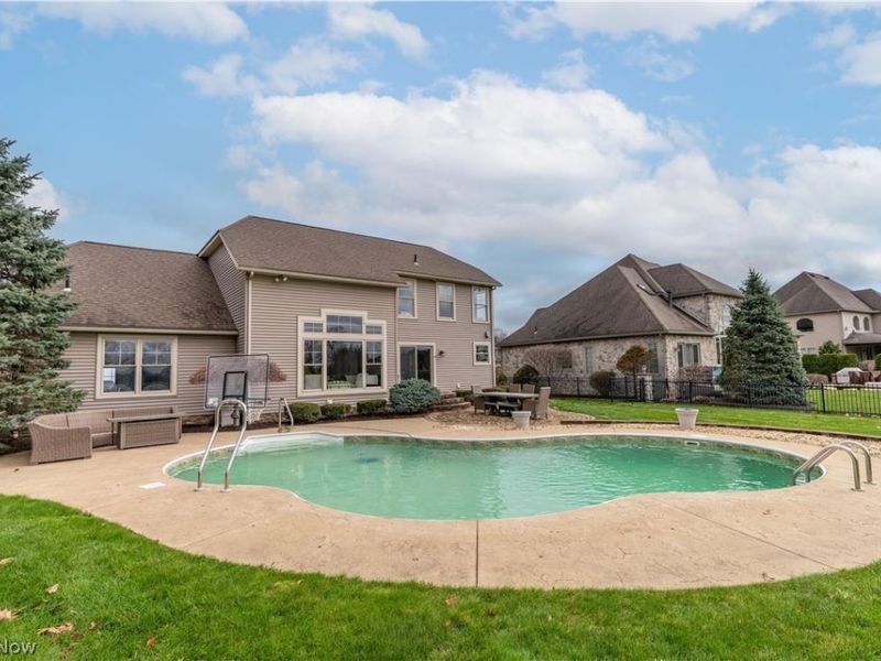 2168 E Park Drive, Uniontown, OH 44685 Photo 5