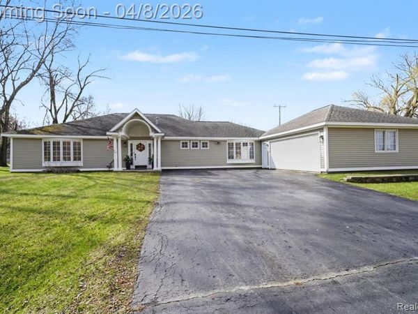 6399 Eastlawn Avenue, Clarkston, MI 48346
