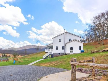 3356 JACKSON RIVER RD, MONTEREY, VA 24465