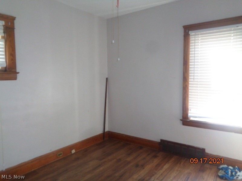 3282 W 94th Street, Cleveland, OH 44102 Photo 12