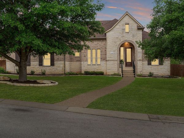 153 Mallard CV, Austin, TX 78737