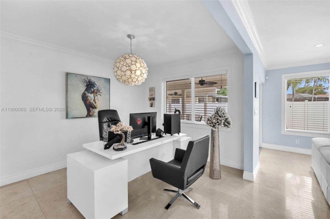 851 Bluebird Ave , Miami Springs, FL 33166 Photo