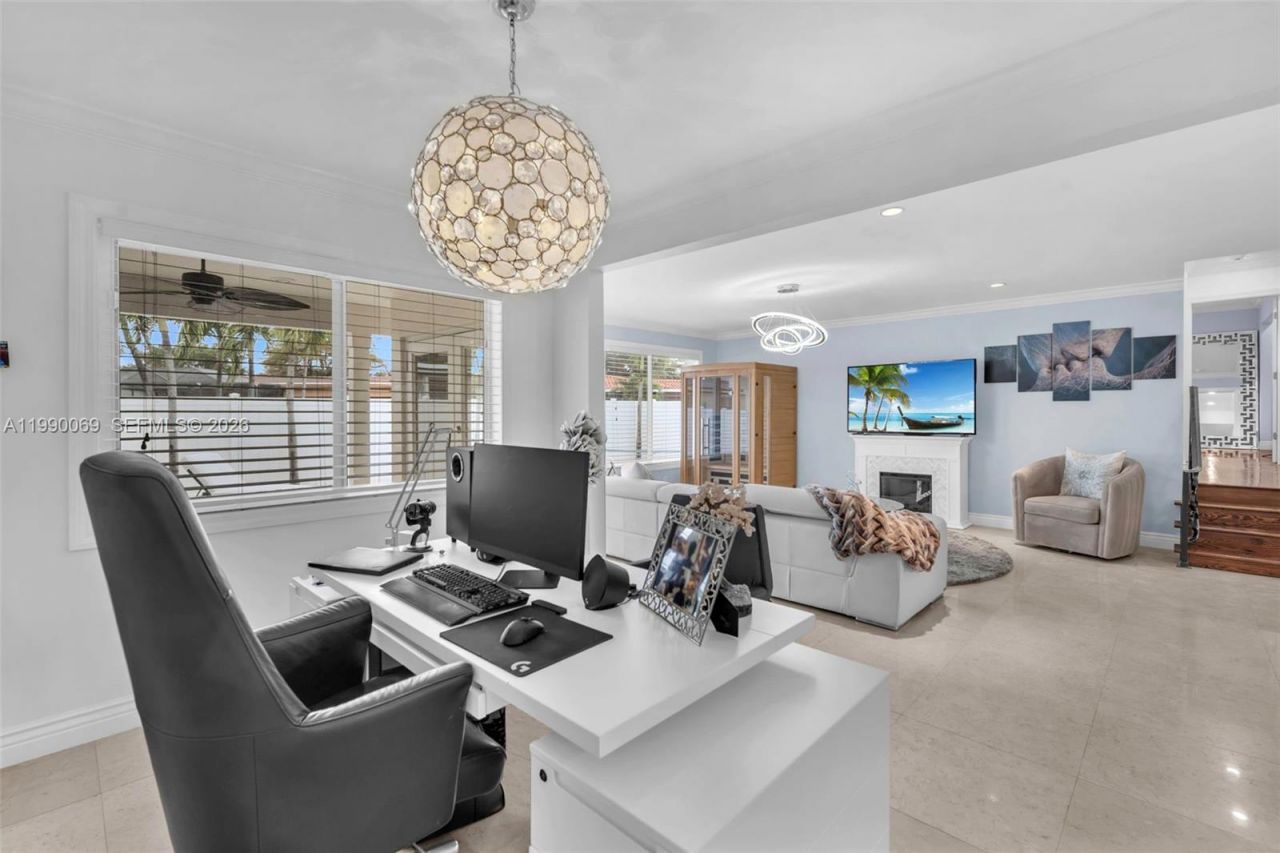 851 Bluebird Ave , Miami Springs, FL 33166 Photo