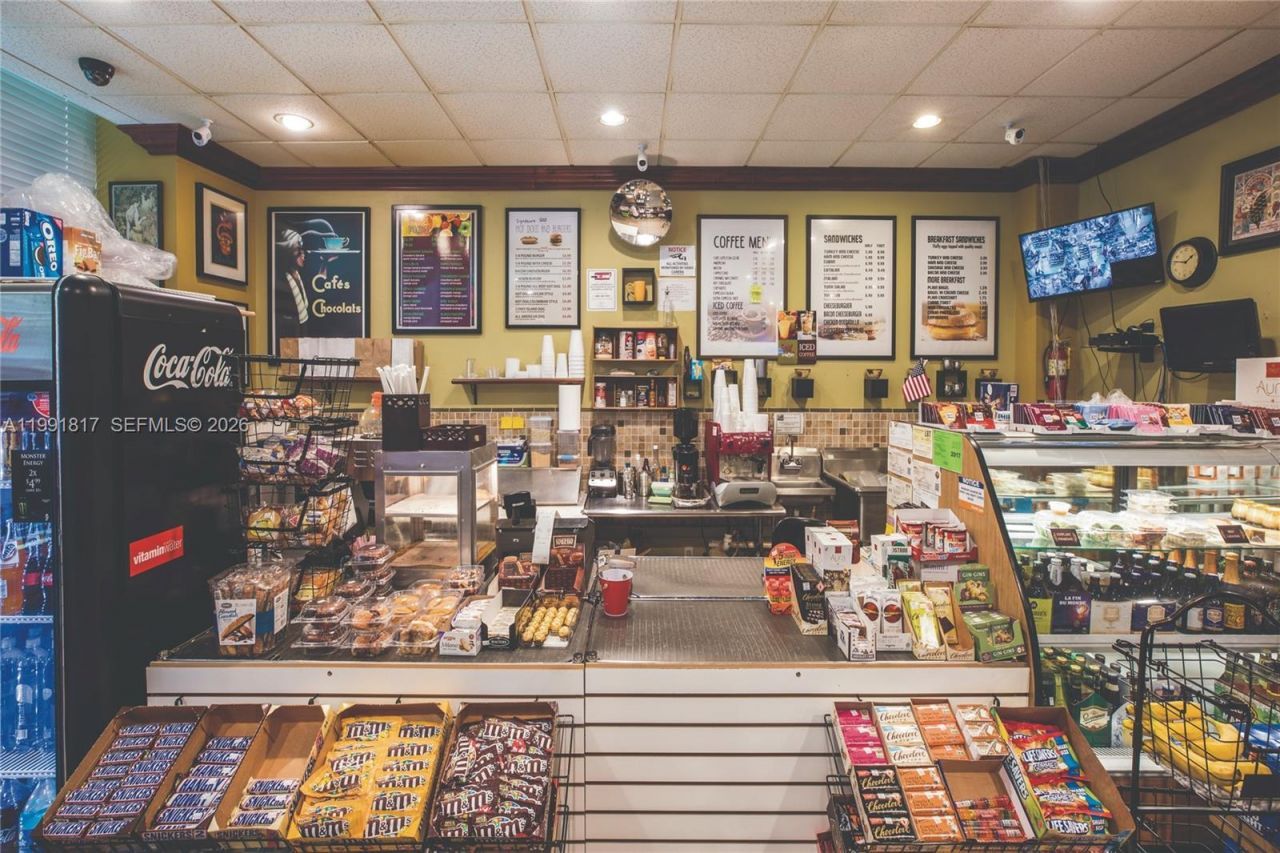 1111 Brickell Bay Dr , Unit 3108, Miami, FL 33131 Photo