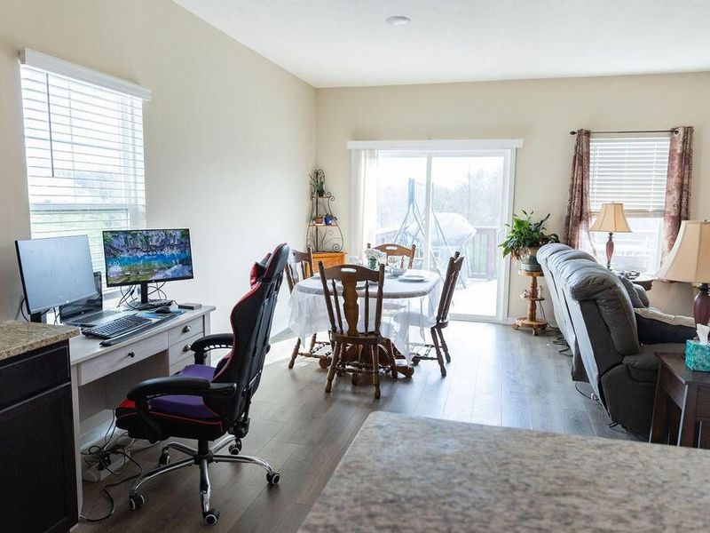 433 Sandburg Drive , Lithopolis, OH 43136 Photo 14