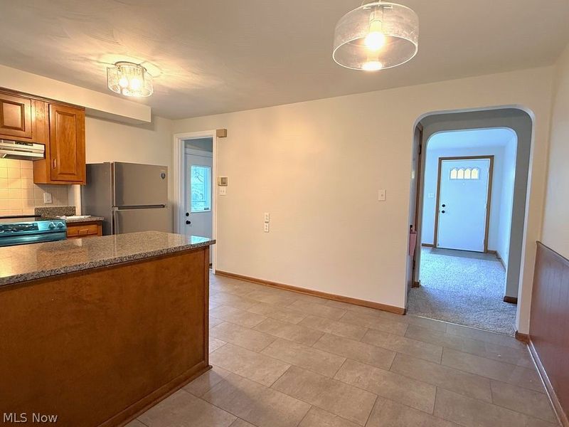 442 10th Street, Struthers, OH 44471 Photo 4