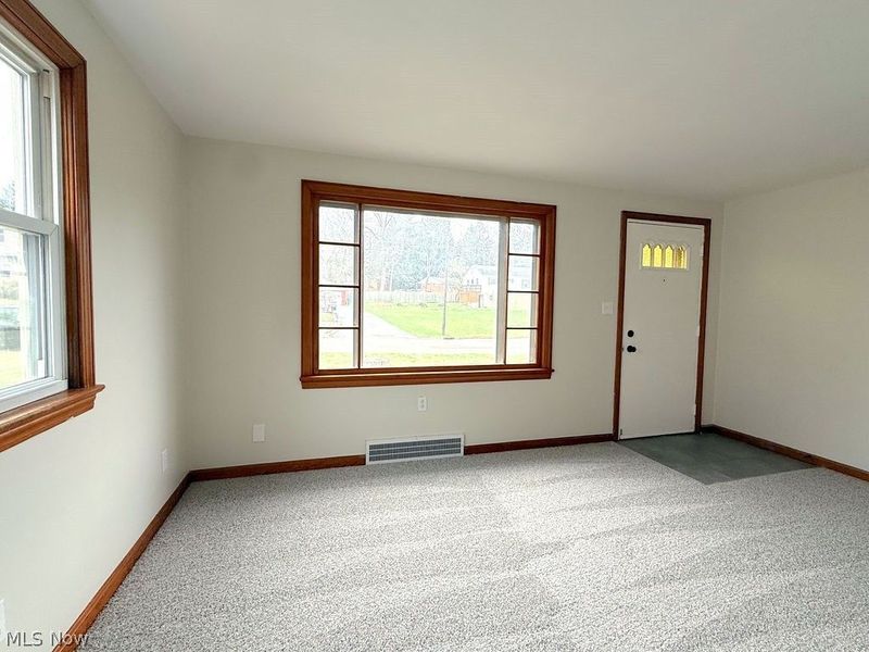 442 10th Street, Struthers, OH 44471 Photo 5