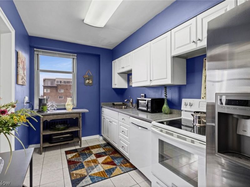 11820 Edgewater Drive, Unit 915, Lakewood, OH 44107 Photo 15