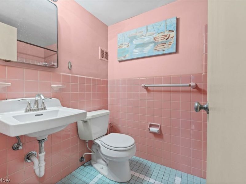 11820 Edgewater Drive, Unit 915, Lakewood, OH 44107 Photo 20