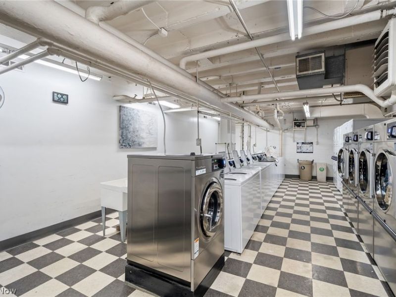 11820 Edgewater Drive, Unit 915, Lakewood, OH 44107 Photo 28