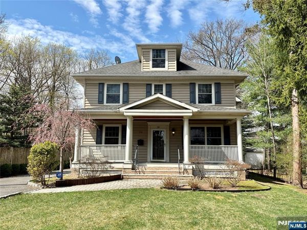 38 Walthery Avenue, RIDGEWOOD, NJ 07450