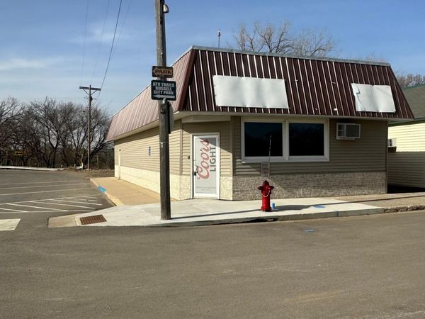 400 Front Street, Russell, MN 56169
