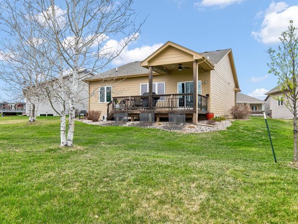 9138 Canyon Street , West Des Moines, IA 50266