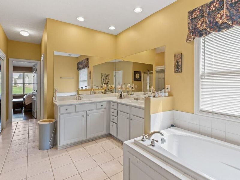 5934 Rocky Shore Drive, Lewis Center, OH 43035 Photo 25
