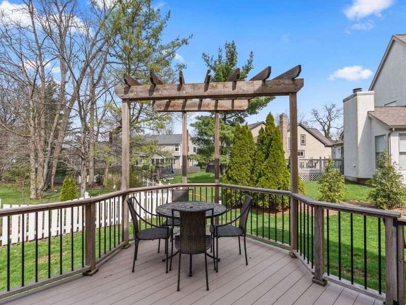 979 Zodiac Avenue, Columbus, OH 43230 Photo 19