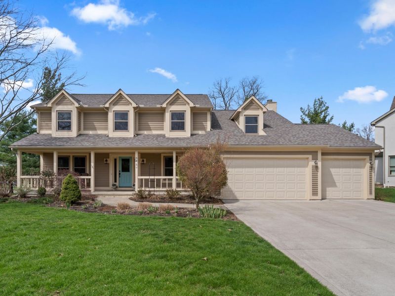 979 Zodiac Avenue, Columbus, OH 43230 Photo 3