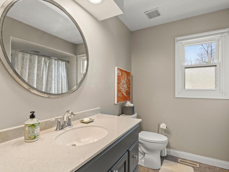 979 Zodiac Avenue, Columbus, OH 43230 Photo 46