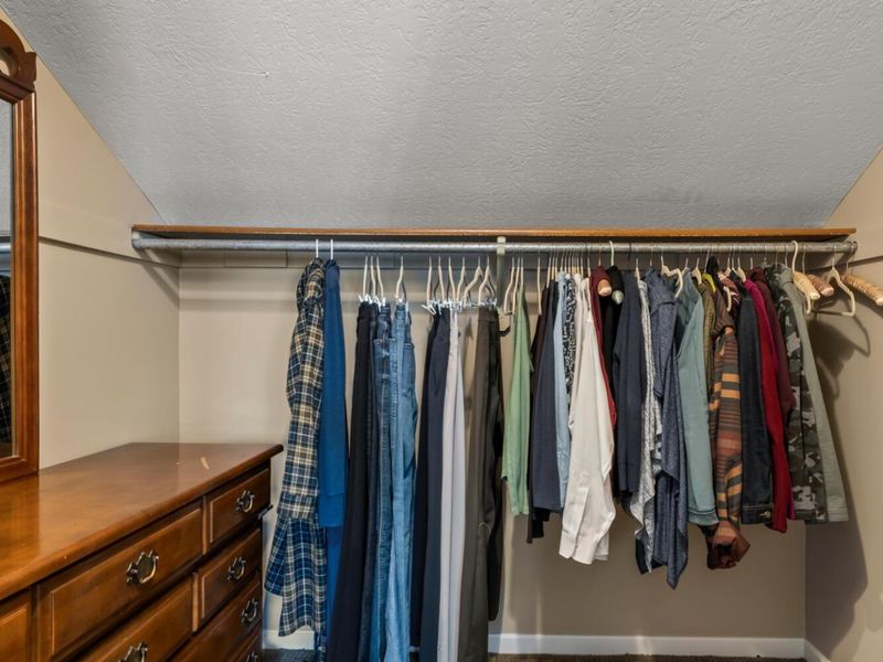 979 Zodiac Avenue, Columbus, OH 43230 Photo 56