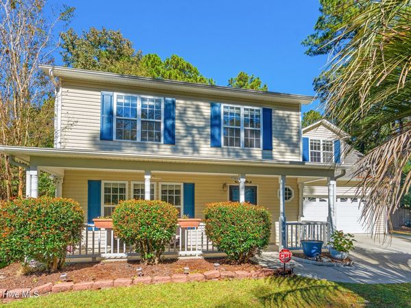 9818 N Olde Towne Wynd SE, Leland, NC 28451