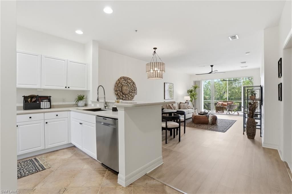 14525 Abaco Lakes Dr , Unit 104, Fort Myers, FL 33908 Photo