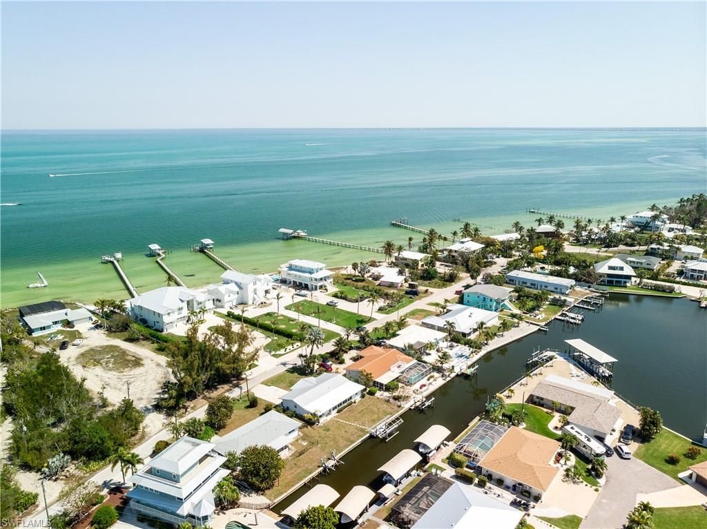 7815 Bocilla Ln , Bokeelia, FL 33922 Photo