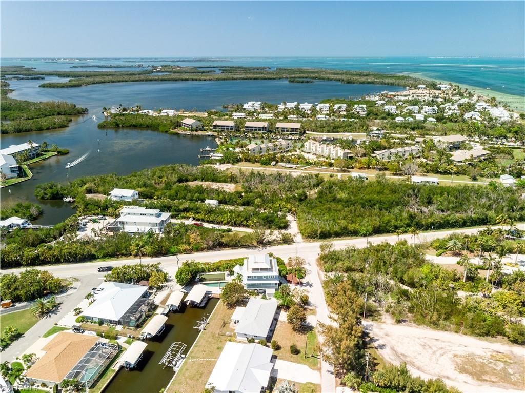 7815 Bocilla Ln , Bokeelia, FL 33922 Photo