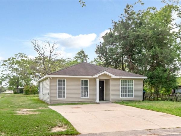 364 3rd Place , Chickasaw, AL 36611