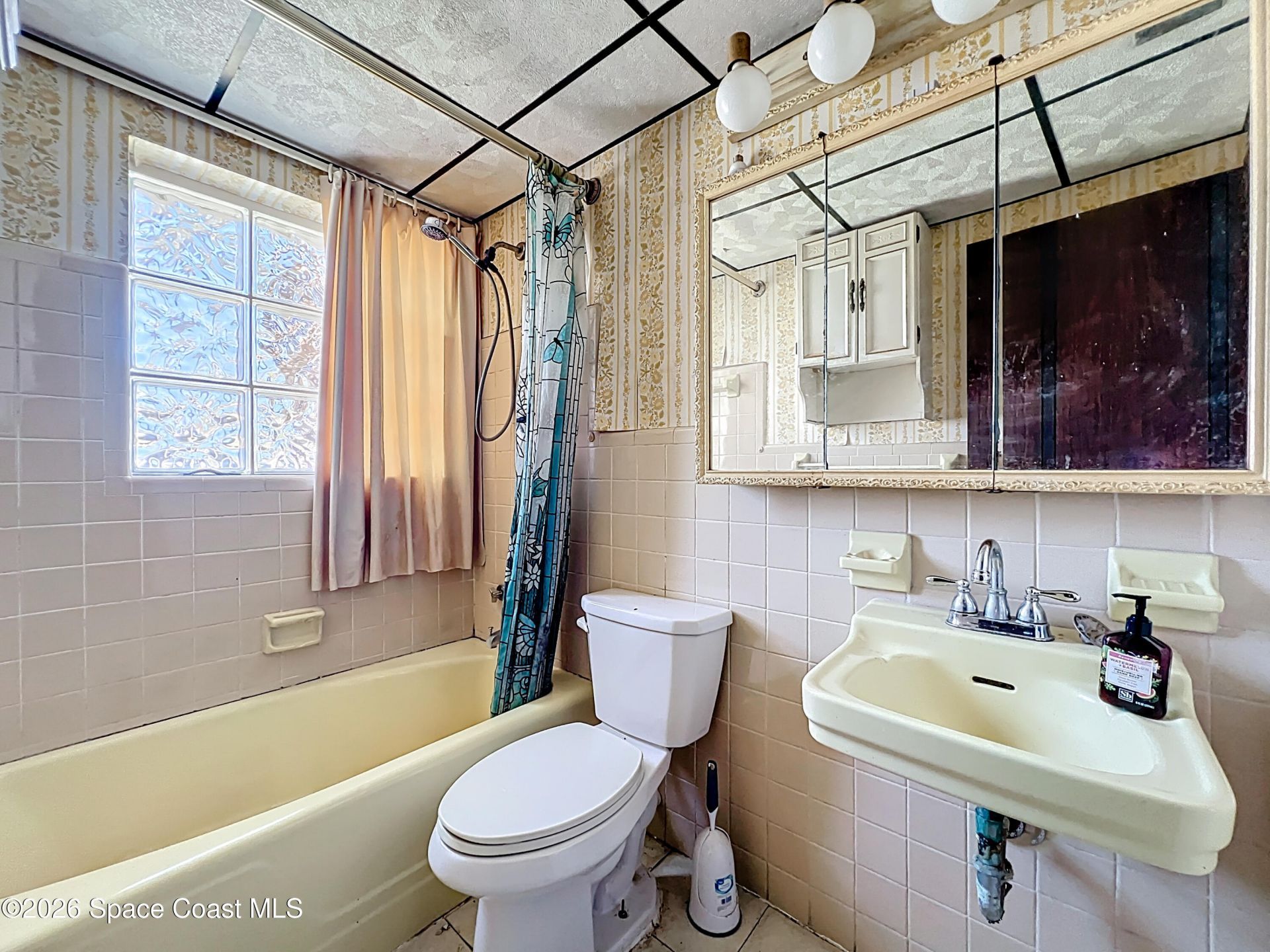 122 Eden Avenue , Satellite Beach, FL 32937 Photo