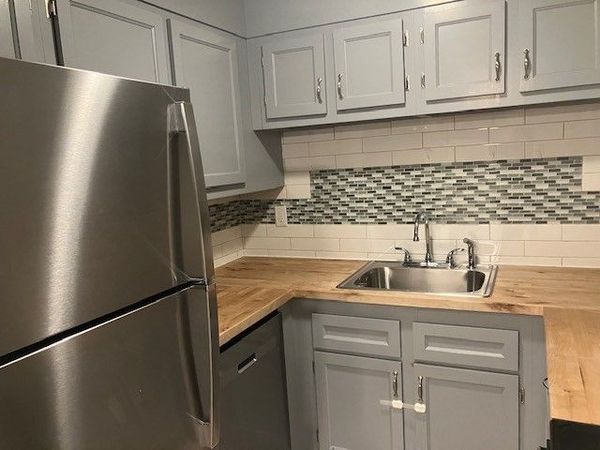 116 Trapelo Rd, Unit 6, Waltham, MA 02452