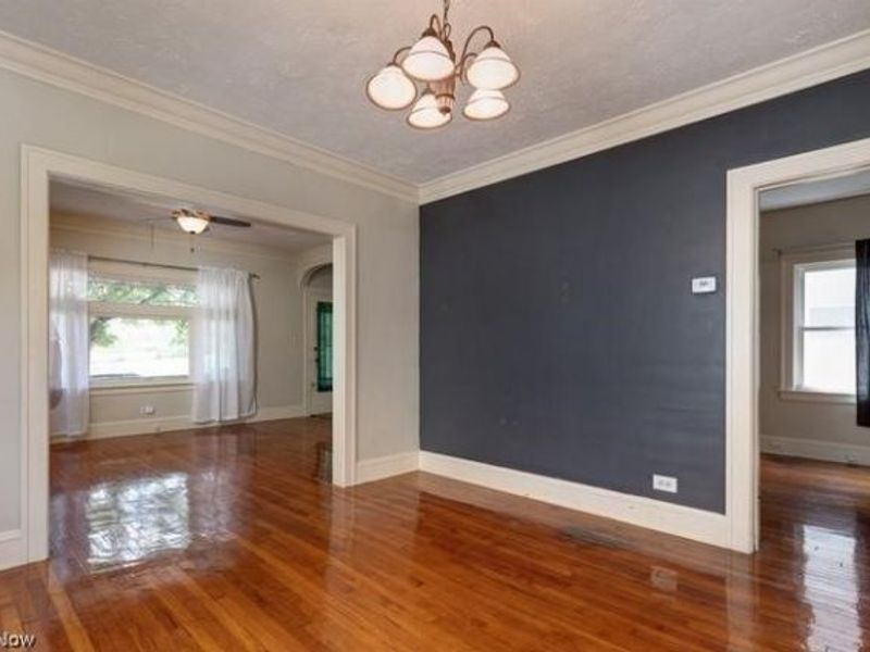 4392 W 47th Street , Cleveland, OH 44144 Photo 4