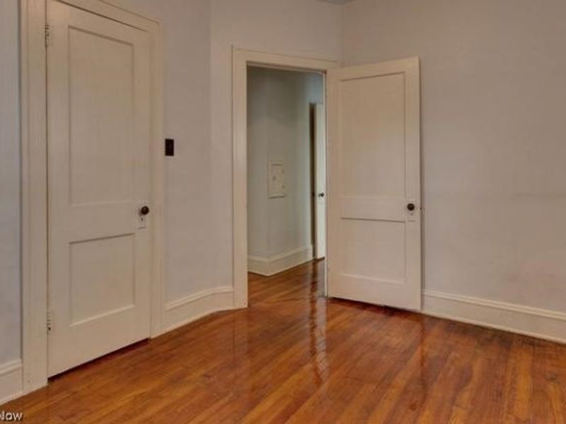 4392 W 47th Street , Cleveland, OH 44144 Photo 8