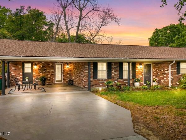 215 Lynwood Circle, Long Beach, MS 39560