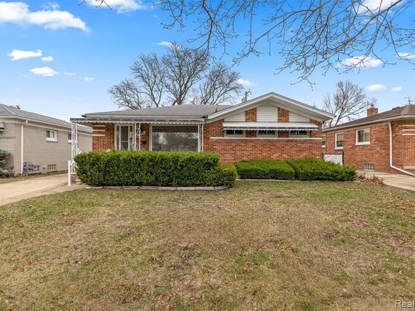 462 Clair Street, Garden City, MI 48135