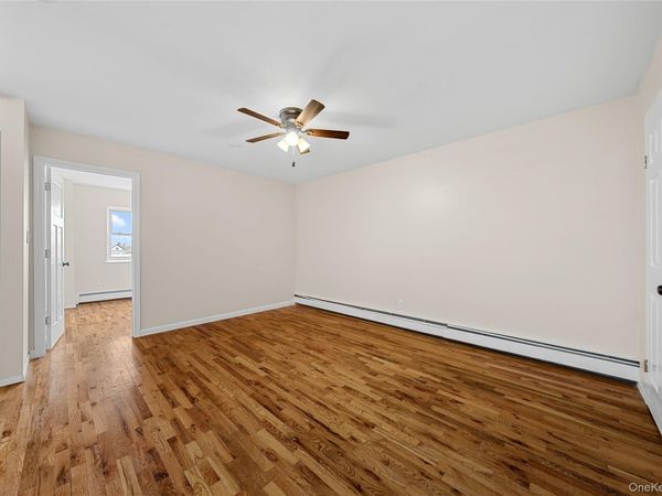 410 Jericho Turnpike , Unit 3A, New Hyde Park, NY 11040