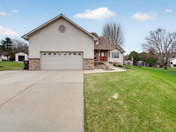115 Tena Marie Circle, Lodi, WI 53555