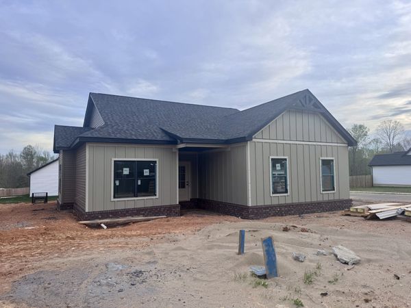 289 Wayne Hall Rd , Clarksville, TN 37040