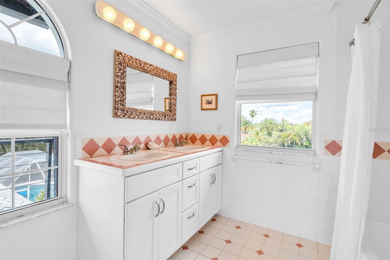 608 Gardenia Drive , Venice, FL 34285 Photo