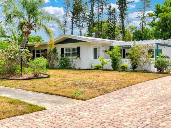 214 GAINES AVENUE , SARASOTA, FL 34243
