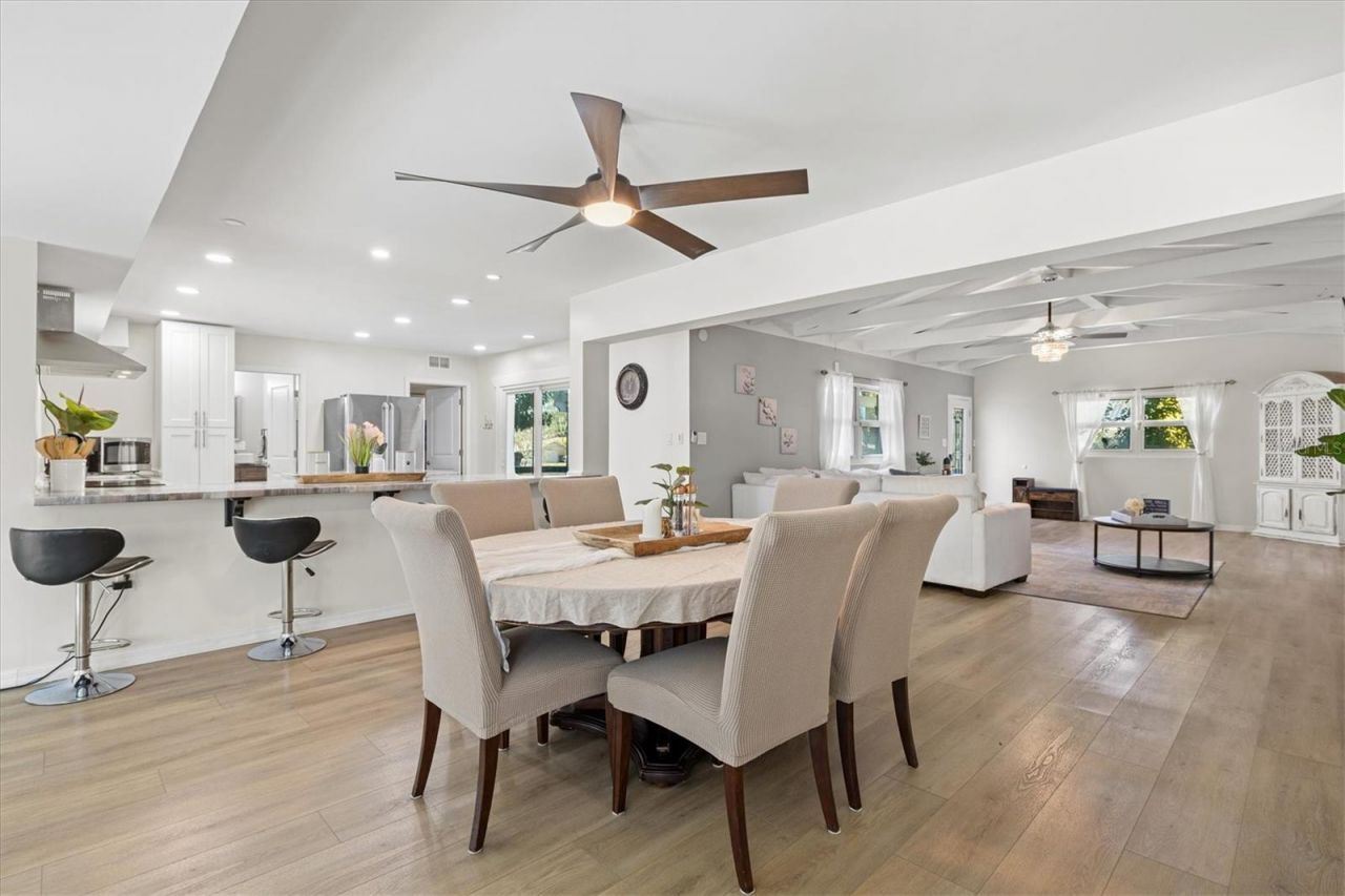 214 Gaines Avenue, Sarasota, FL 34243 Photo