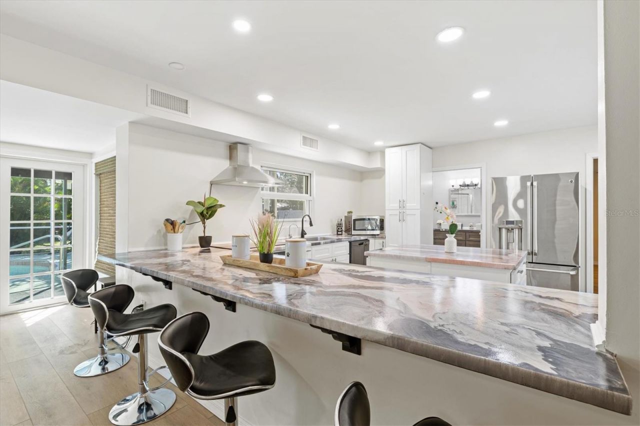 214 Gaines Avenue, Sarasota, FL 34243 Photo