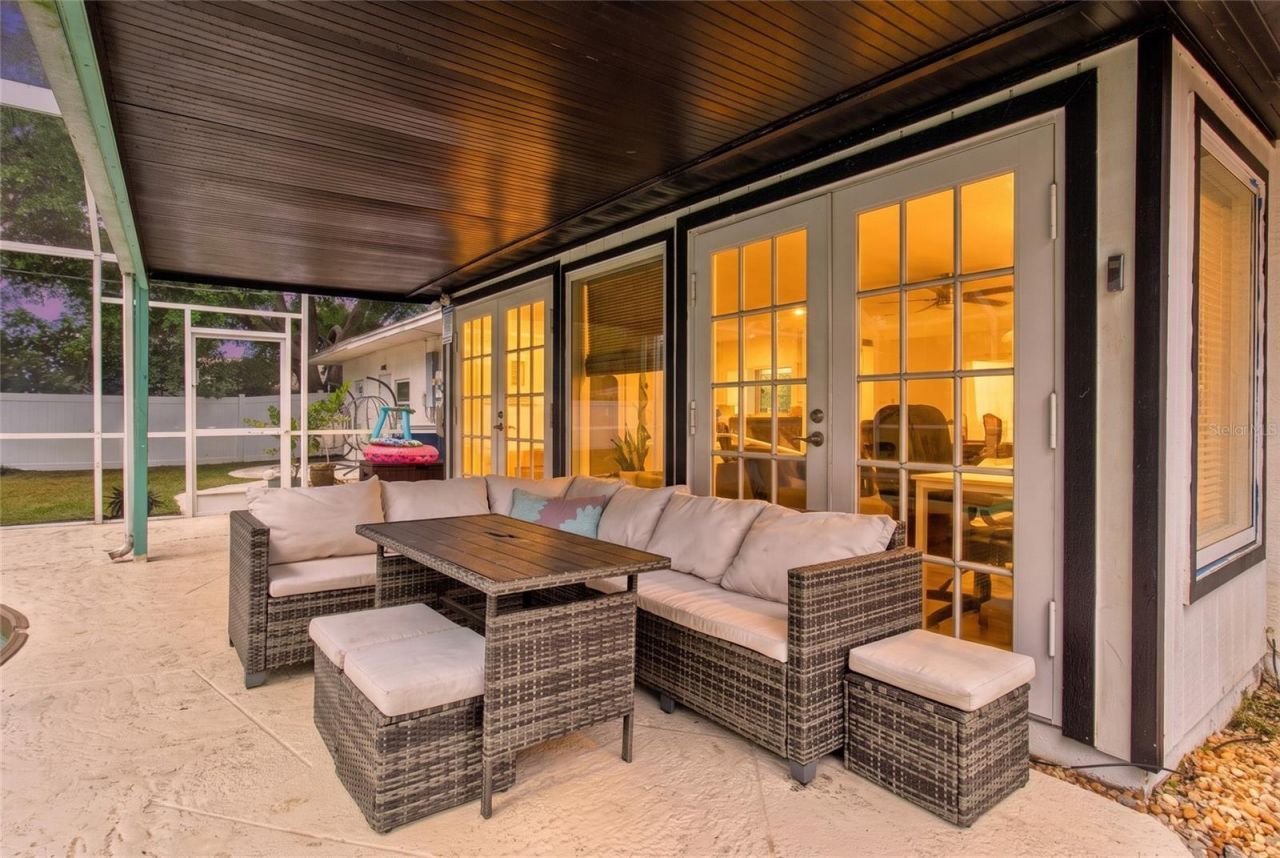 214 Gaines Avenue, Sarasota, FL 34243 Photo