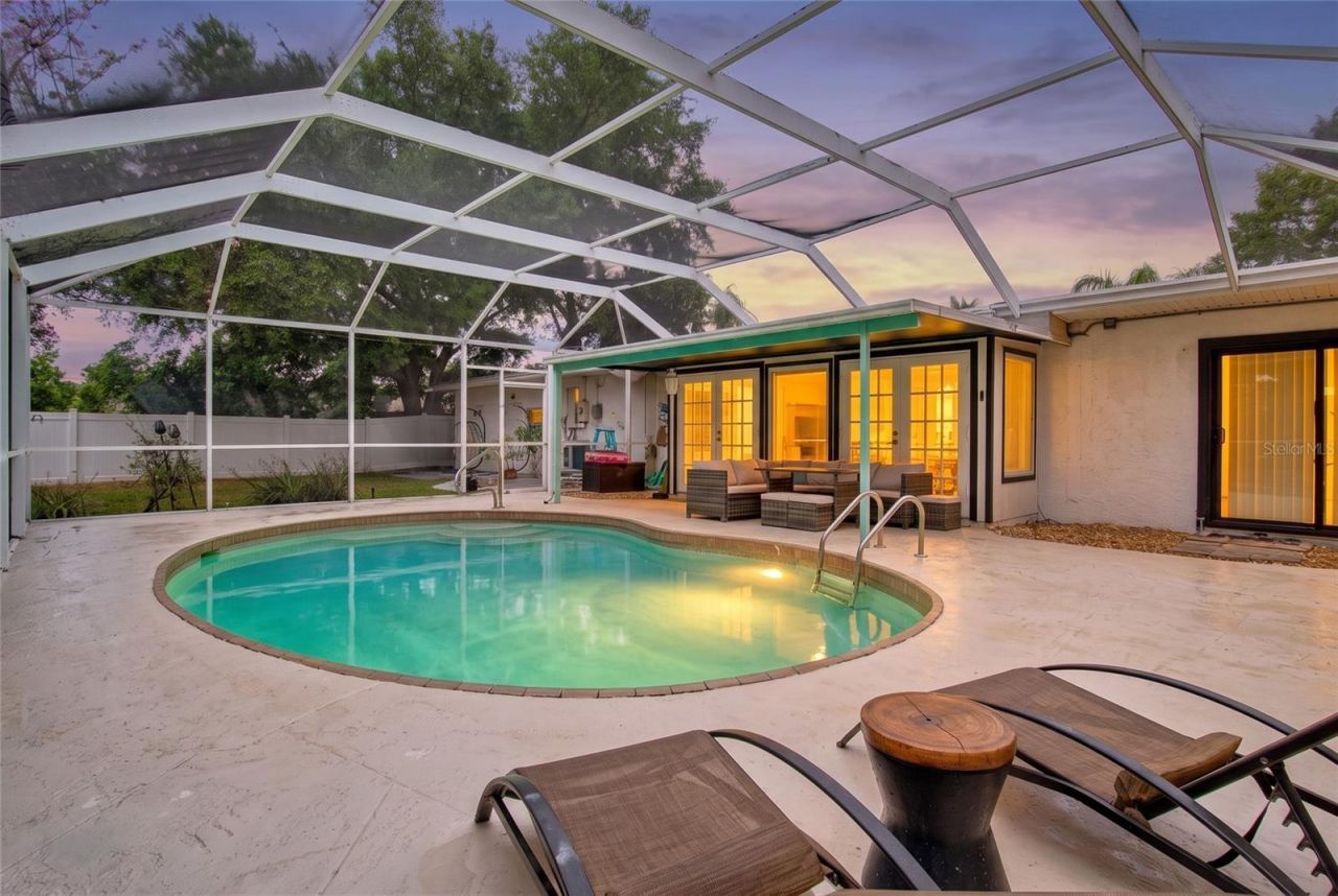 214 Gaines Avenue, Sarasota, FL 34243 Photo