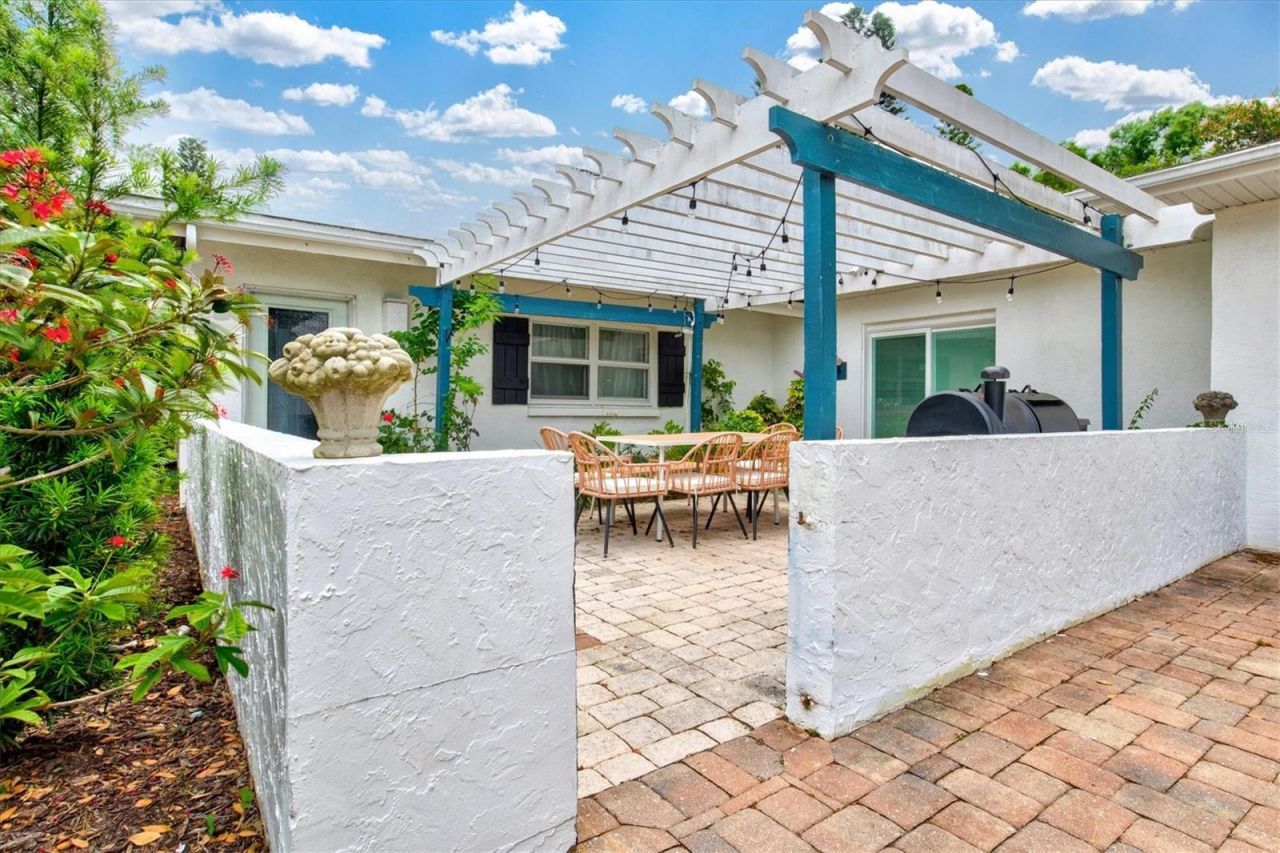 214 Gaines Avenue , Sarasota, FL 34243 Photo