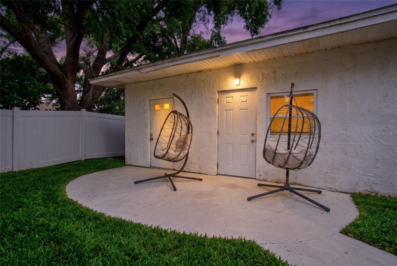 214 Gaines Avenue, Sarasota, FL 34243 Photo