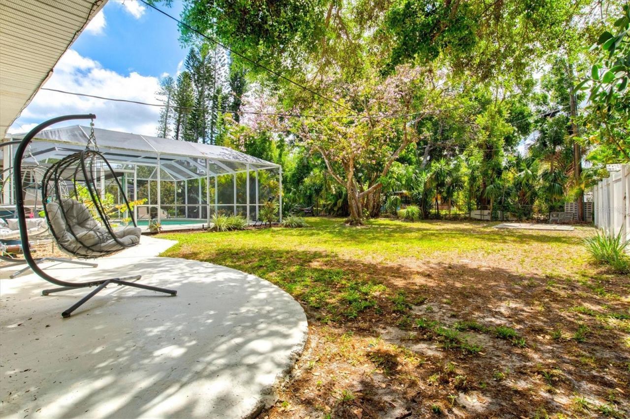 214 Gaines Avenue , Sarasota, FL 34243 Photo