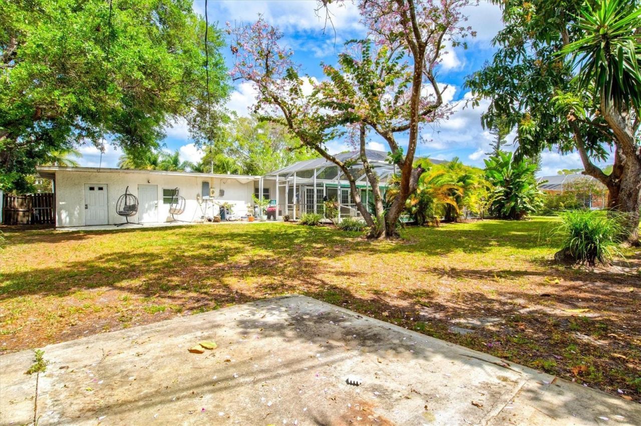 214 Gaines Avenue , Sarasota, FL 34243 Photo