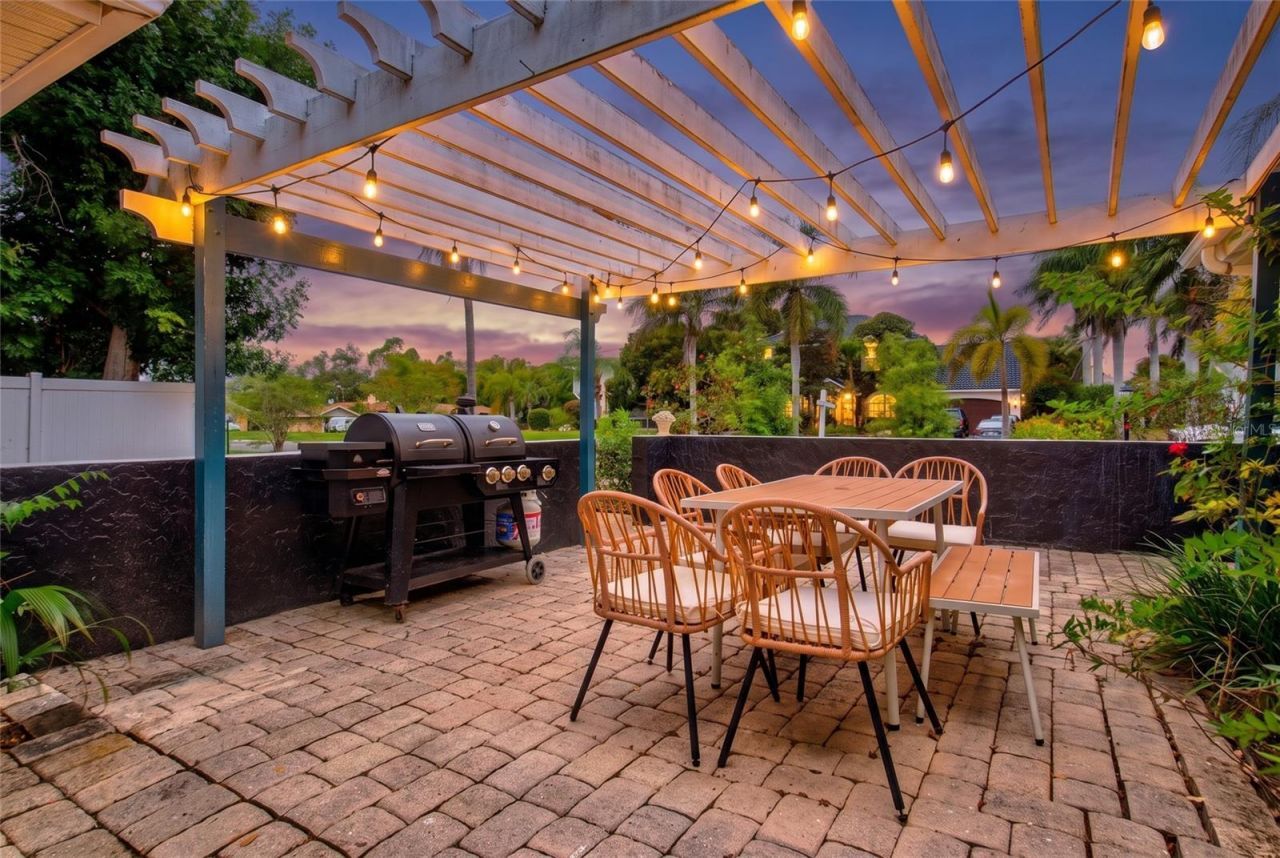 214 Gaines Avenue, Sarasota, FL 34243 Photo