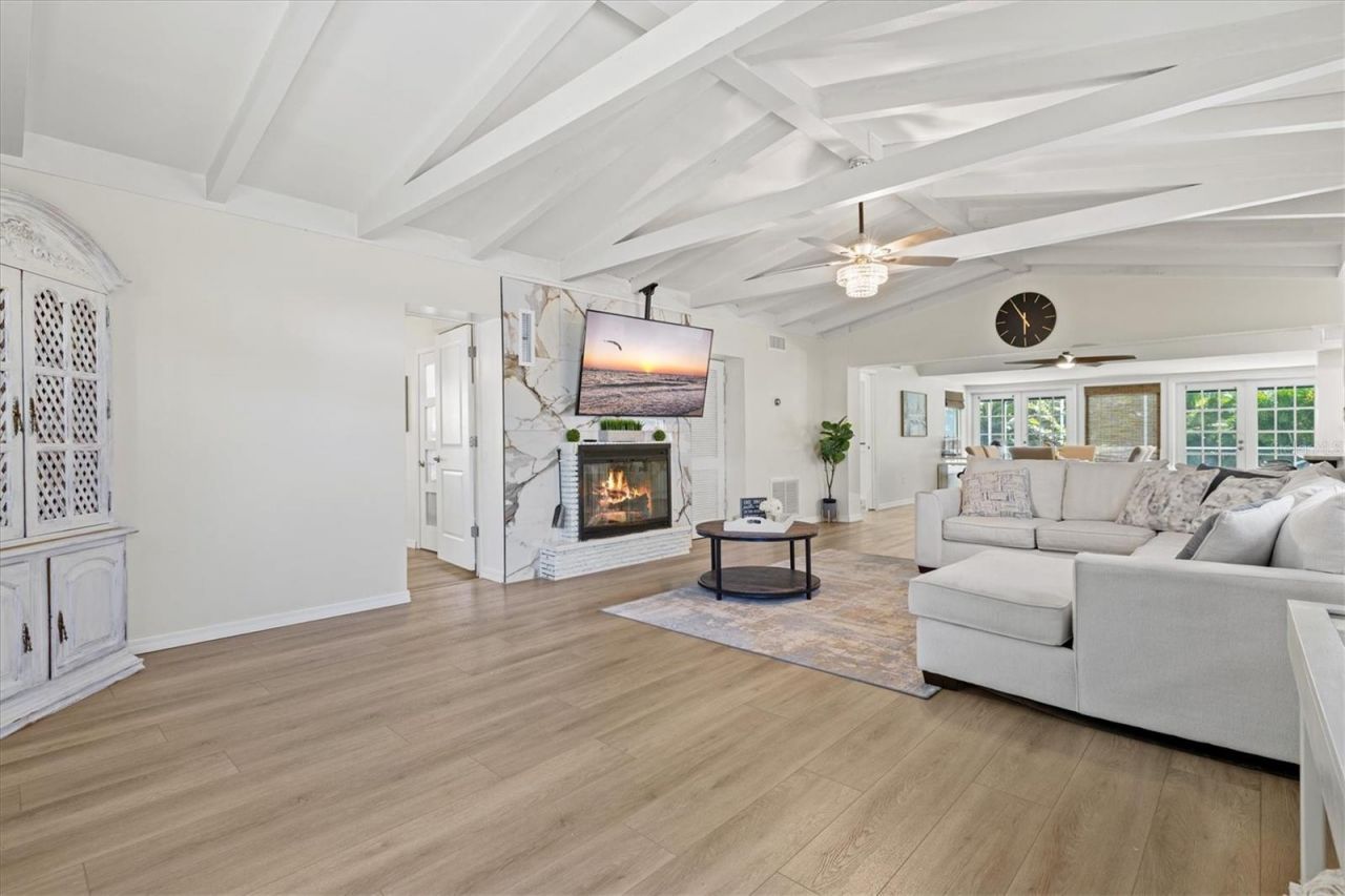 214 Gaines Avenue, Sarasota, FL 34243 Photo