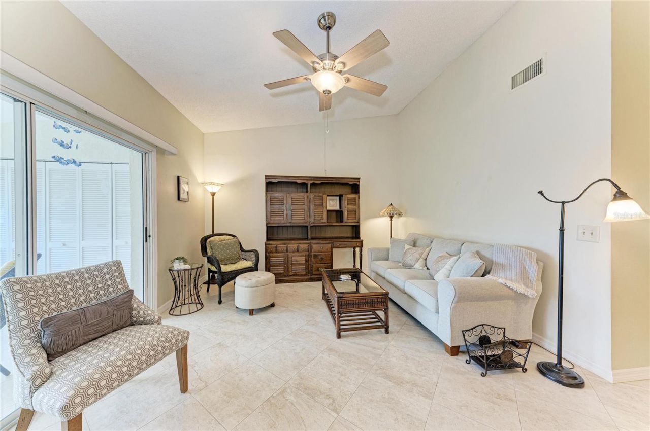 7201 29th Ave Dr W, Unit 303, Bradenton, FL 34209 Photo